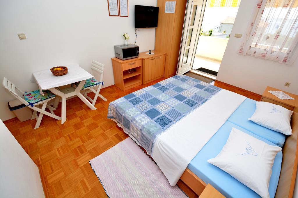 Apartments Andreja Kožino Екстериор снимка